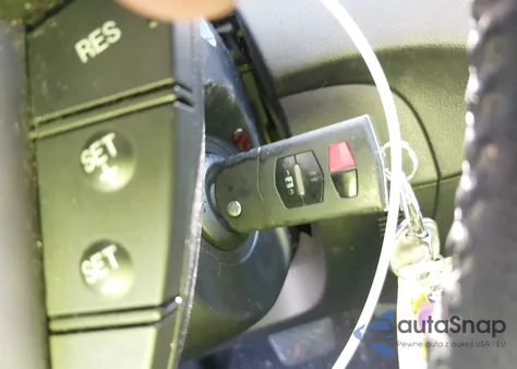 2012 Mazda Mazda3 I Grand Touring z USA, uszkodzony, nr VIN JM1BL1W75C1636938